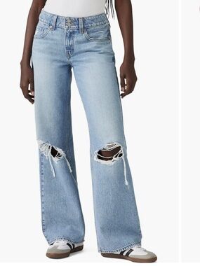 Levi’s Ripped Superlow Loose Jeans